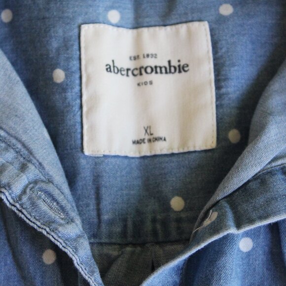 Abercrombie Kids Denim Chambray Button Down With Polka Dots - Picture 6 of 7